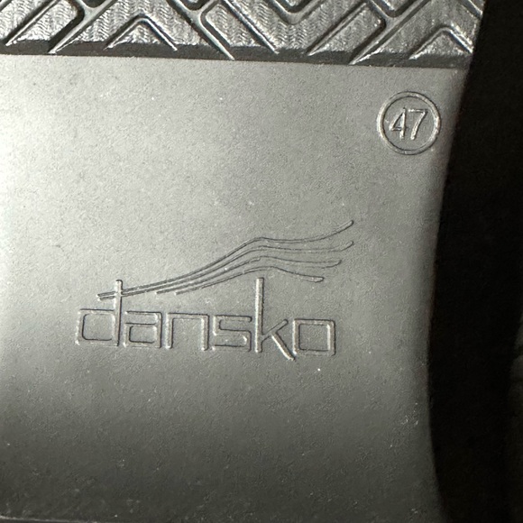 Dansko NIB NEVER WORN
Size 47 (13.5-14) - Picture 4 of 5